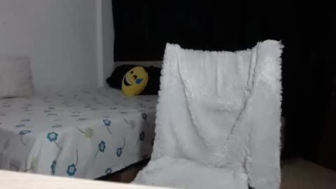 venus_menoza online show from March 17, 2:55 pm