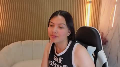 Venus  online show from December 21, 7:53 pm