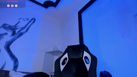 Venus online show from March 8, 8:57 pm