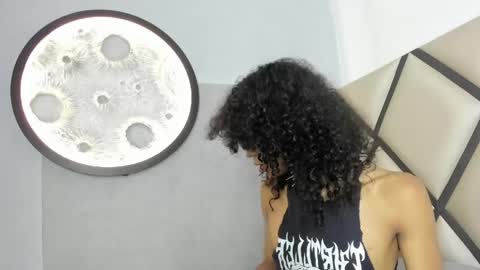 venuss_03 online show from May 12, 3:26 am