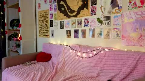 Erica online show from April 29, 2:38 am