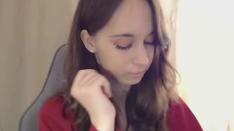 Una online show from February 25, 12:31 pm