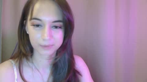 Una online show from October 22, 1:24 pm