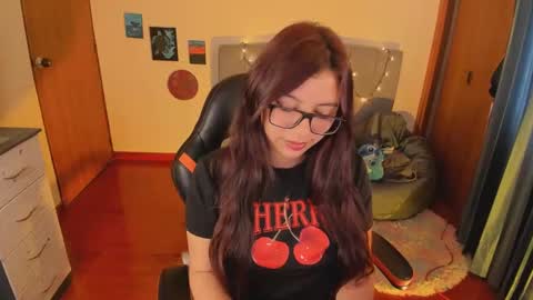 Snapshot of verolake chatting on September 15, 6:53 pm Verolake online show from September 15, 6:53 pm