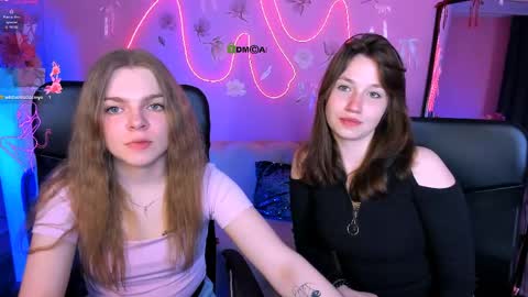 Ronni online show from May 3, 7:20 pm