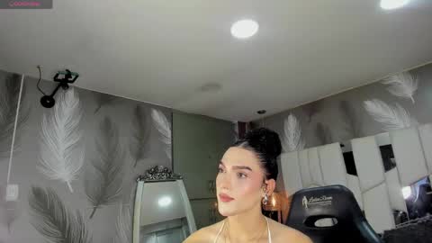 Veronica  online show from April 29, 2:38 am