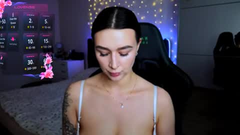 Veronica online show from July 1, 4:26 pm