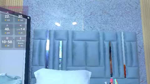 Veronica online show from July 25, 1:09 pm