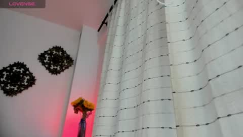 Veronica Gills online show from July 20, 7:37 pm