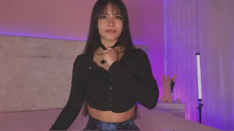 Vero  online show from April 27, 9:01 pm