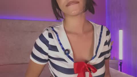 Vero  online show from April 24, 8:55 pm