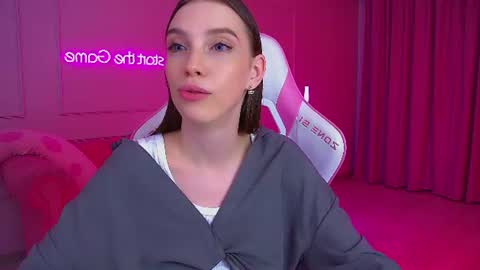 Veronica online show from July 29, 8:53 pm