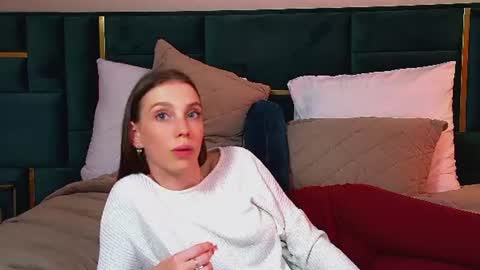 Veronica online show from August 1, 9:16 pm