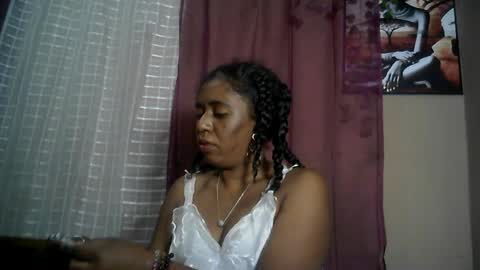 verronique1511 online show from August 1, 4:47 am