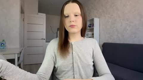 Karina followed me bb online show from June 27, 3:07 pm