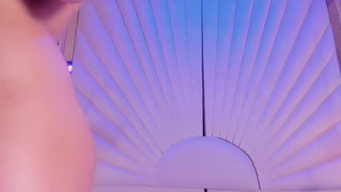 Vesper Velvet  online show from July 15, 10:31 am