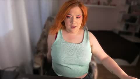 Vi Vixen online show from May 19, 10:00 am