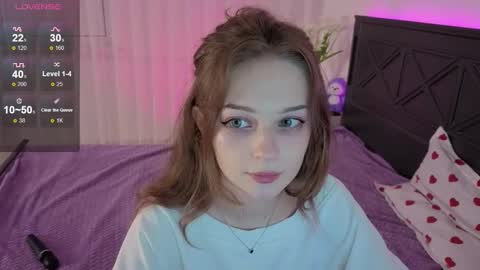 vialeta_baby_ online show from March 12, 6:00 pm