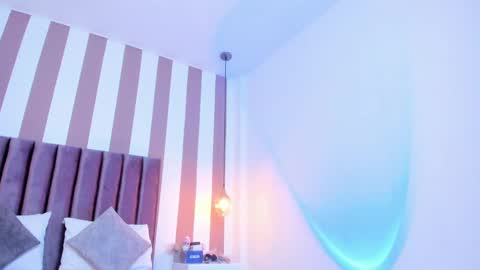 Snapshot of viannca__ chatting on October 8, 8:15 pm Ariana online show from October 8, 8:15 pm