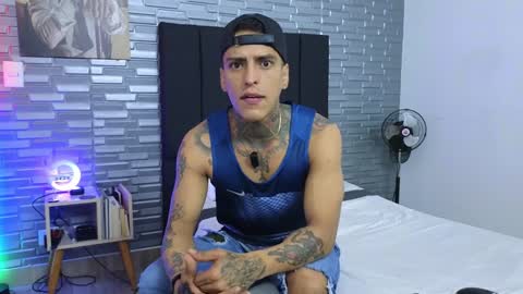 Victor cardenas online show from January 24, 8:43 pm