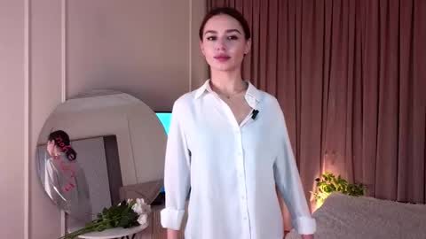 Jill online show from October 6, 8:04 pm