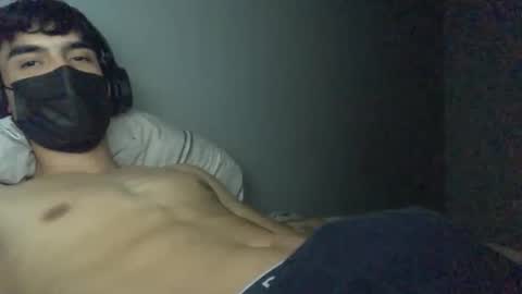 Snapshot of vicente24milf chatting on October 23, 2:46 am vicente online show from October 23, 2:46 am