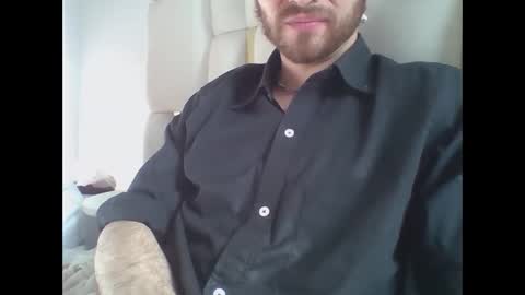 vicenzio007 online show from March 31, 9:15 pm