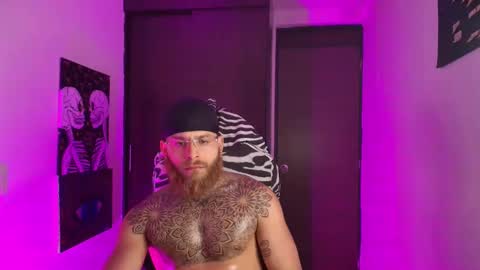 vickingcock7 online show from May 2, 8:42 am
