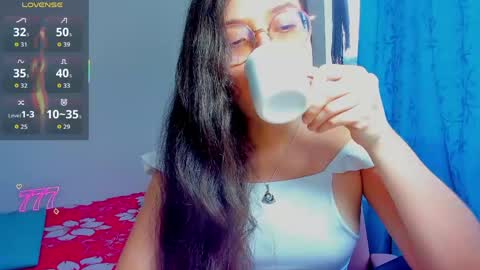 Vicky online show from May 22, 10:49 pm