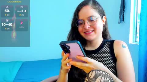 Vicky online show from April 28, 10:25 pm