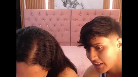 Victoria y Danniela online show from June 9, 9:14 pm