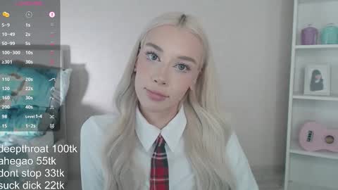 vickyfuckingdoll online show from March 5, 1:47 am