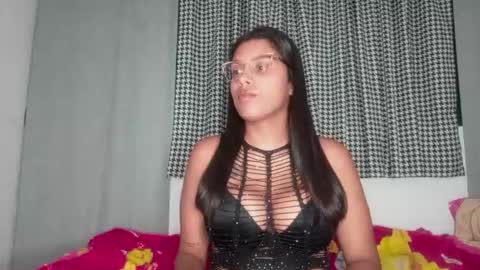 vickyhm22 online show from October 7, 8:54 am