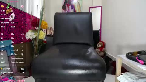 Valentina online show from June 17, 7:19 pm