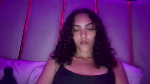 Goddess Victory  online show from May 3, 1:44 am