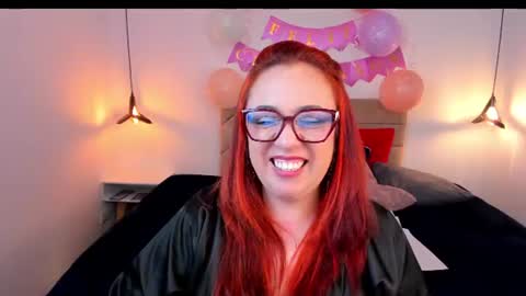  V I C T O R I A   online show from July 28, 3:43 pm