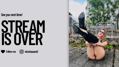 Snapshot of victoria_alien chatting on March 12, 11:01 pm Victoria independent model online show from March 12, 11:01 pm