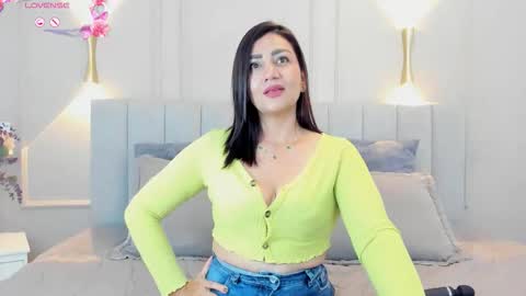 victoria  online show from October 25, 7:36 pm