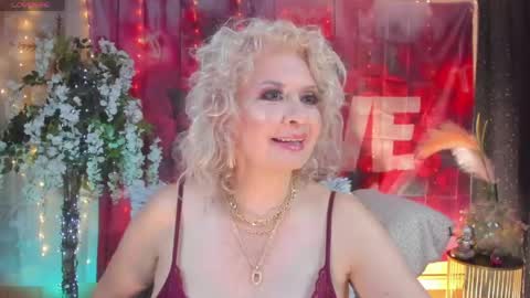 diorvictoria9 online show from April 28, 5:39 pm