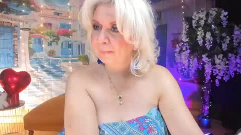 diorvictoria9 online show from March 12, 7:58 pm