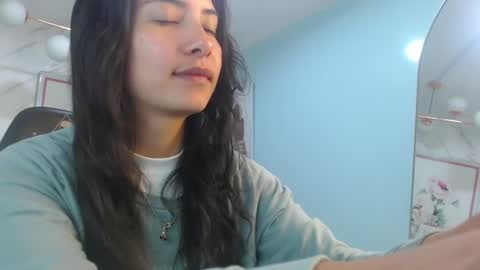 Victoria online show from July 29, 1:22 pm