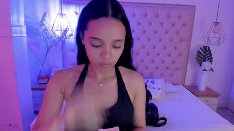 victoria_kitt online show from October 5, 7:10 pm
