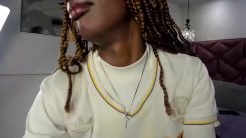 Vicky  online show from June 24, 3:13 am