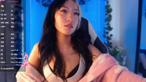 Victoria  online show from May 4, 9:54 pm