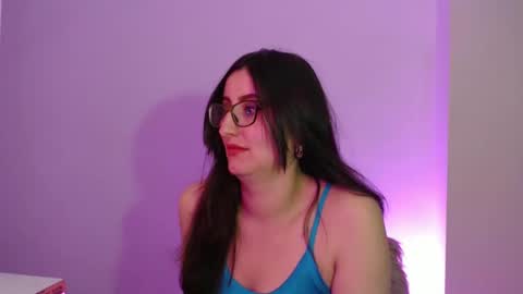 Victoria online show from January 30, 9:25 pm