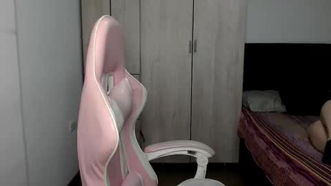 Snapshot of victoria_smile_ chatting on October 26, 11:26 pm Victoria online show from October 26, 11:26 pm