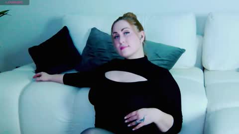 Miss V online show from November 13, 5:21 am