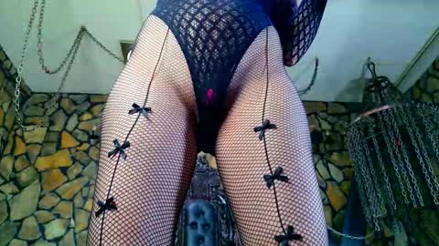 Victoria Heller online show from February 17, 8:35 am