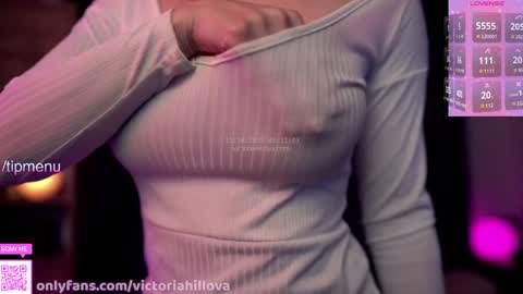 Snapshot of victoriahillova chatting on October 15, 5:11 am Victoria Hillova online show from October 15, 5:11 am