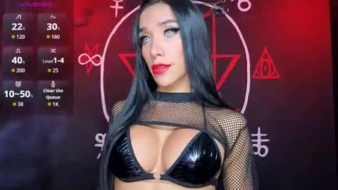 Victoria Vampire online show from December 1, 6:39 pm